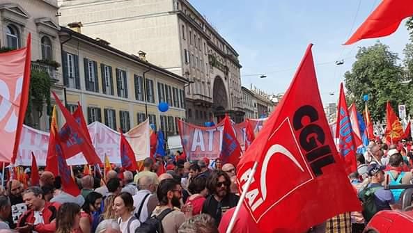 Zero sostegni, zero diritti, lavoratori agricoli in piazza