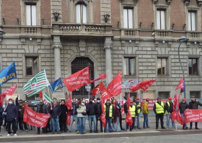 Servizi ambientali, lo sforzo dei lavoratori durante la pandemia è già dimenticato: il contratto manca da 27 mesi